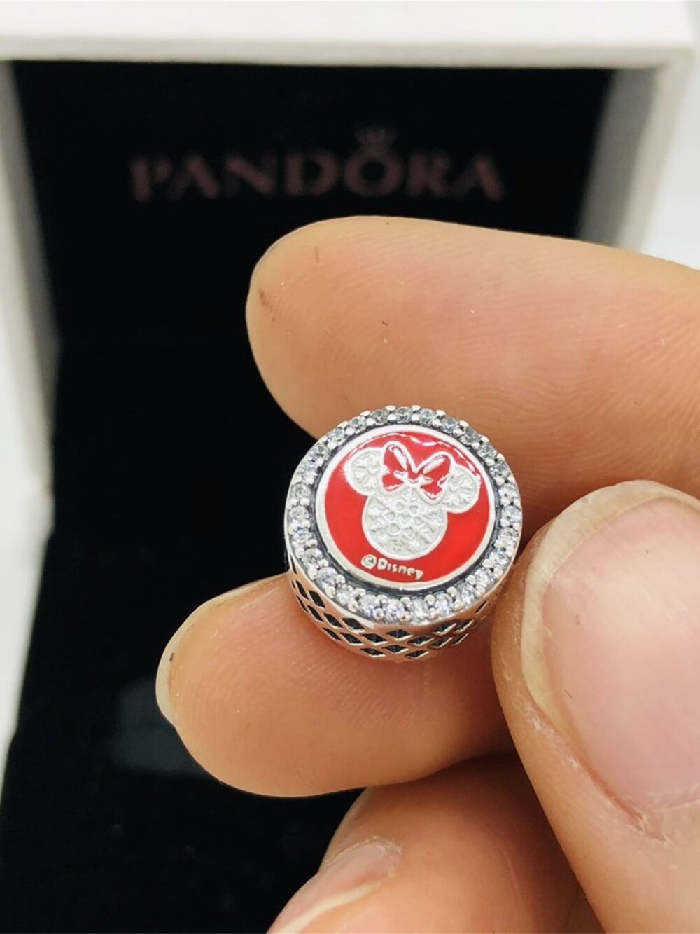 ✨🔥Pandora Happy Holly Days Minnie Charm - Picture 6 of 6